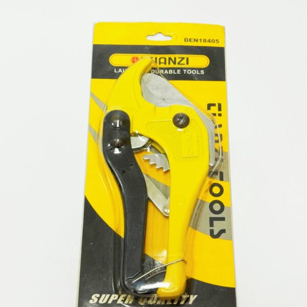 PIPE CUTTER